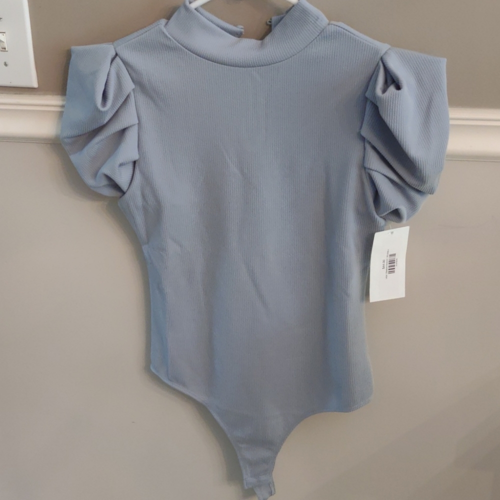 TCEC NWT Puff Sleeve Bodysuit - size L